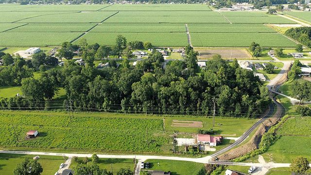 5902 Coulee Canal Rd, Brusly, LA 70719