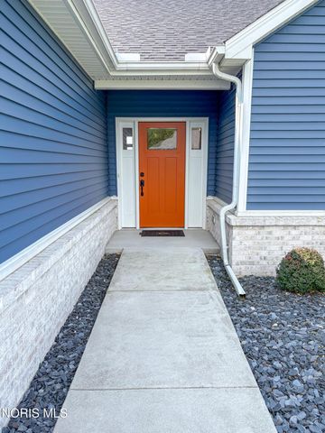 5572 Eagles Landing Drive, Oregon, OH 43616