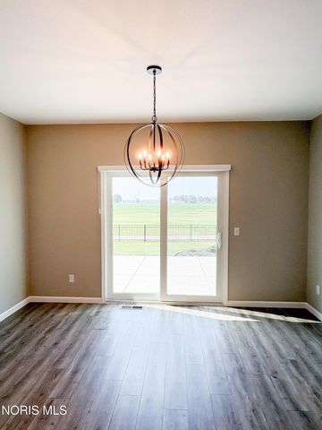 5572 Eagles Landing Drive, Oregon, OH 43616