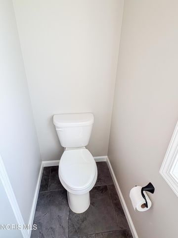 5572 Eagles Landing Drive, Oregon, OH 43616