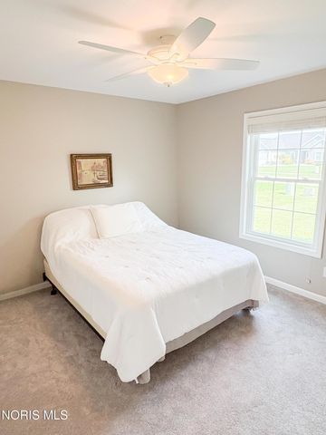 5572 Eagles Landing Drive, Oregon, OH 43616