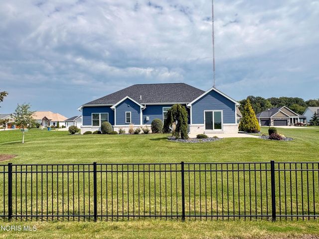 5572 Eagles Landing Drive, Oregon, OH 43616