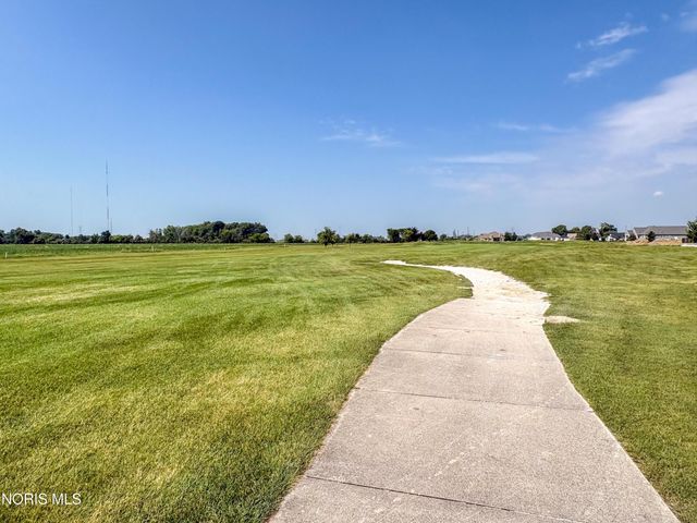 5572 Eagles Landing Drive, Oregon, OH 43616