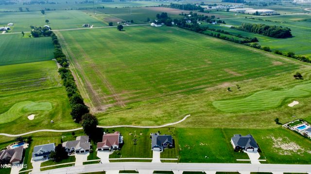 5572 Eagles Landing Drive, Oregon, OH 43616