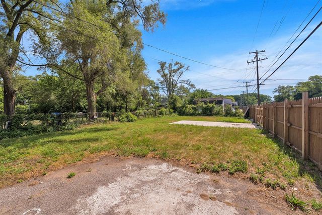 21004 Reimanville Avenue, Ferndale, MI 48220