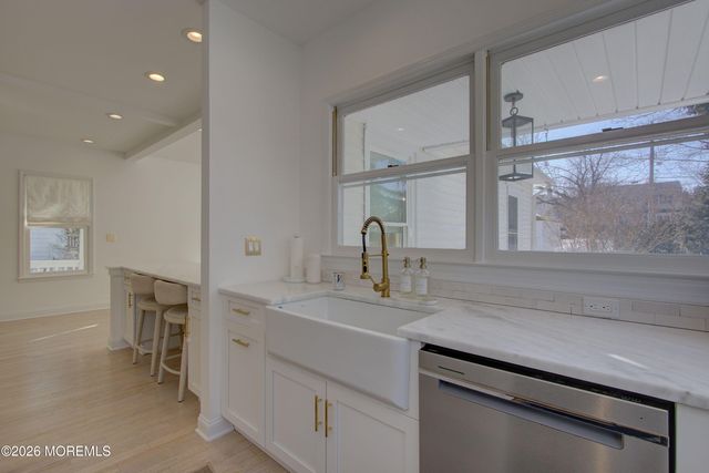 80 Bingham Avenue, Rumson, NJ 07760