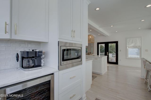 80 Bingham Avenue, Rumson, NJ 07760