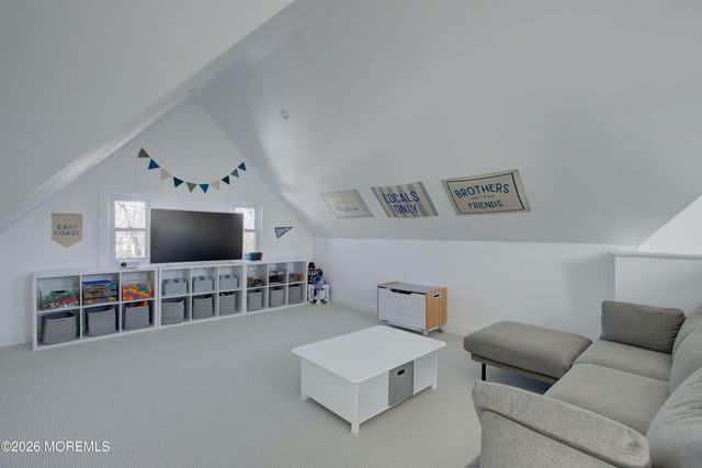 80 Bingham Avenue, Rumson, NJ 07760