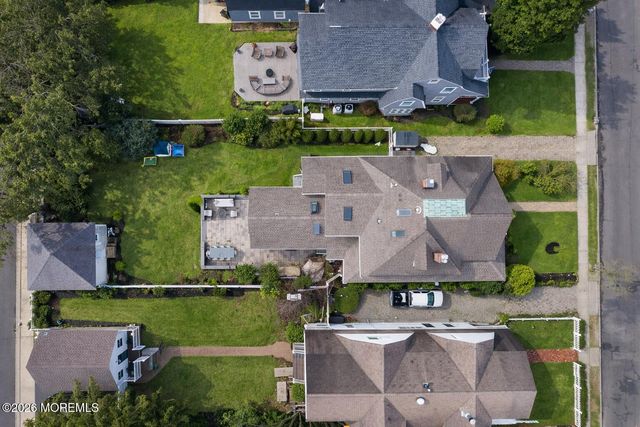 80 Bingham Avenue, Rumson, NJ 07760