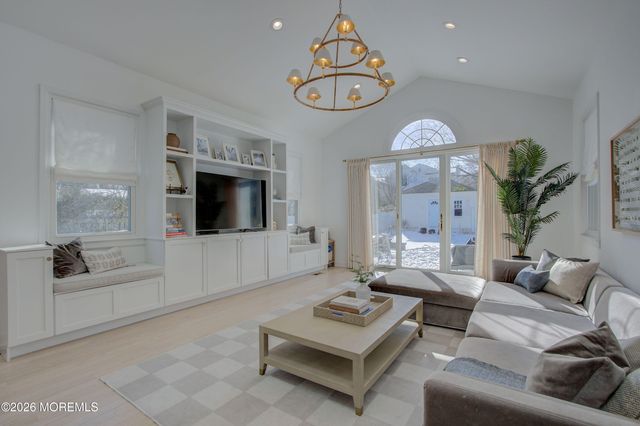 80 Bingham Avenue, Rumson, NJ 07760