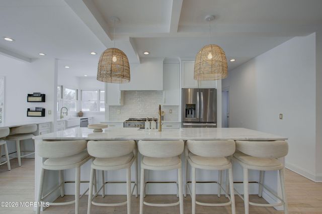 80 Bingham Avenue, Rumson, NJ 07760