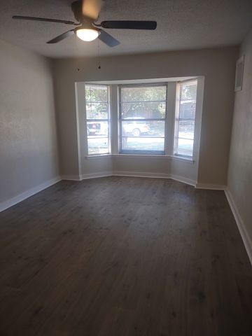 1332 Ridgeview Street, Mesquite, TX 75149