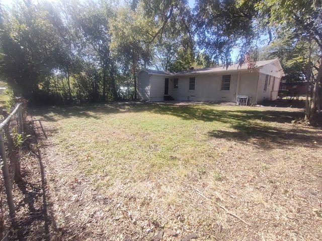 1332 Ridgeview Street, Mesquite, TX 75149
