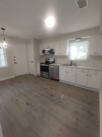 1332 Ridgeview Street, Mesquite, TX 75149