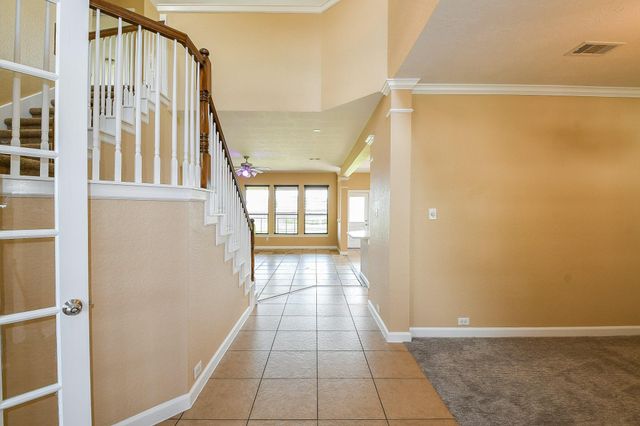 2123 Witham Park Ln Lane, Fresno, TX 77545