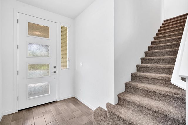 1927 Kelly Lane, Clovis, CA 93611