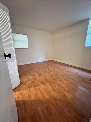 1800 SW 81st Ave 1118, North Lauderdale, FL 33068