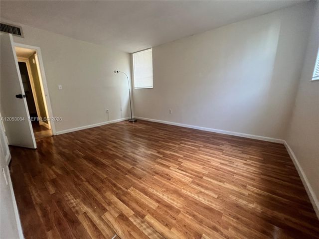 1800 SW 81st Ave 1118, North Lauderdale, FL 33068