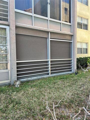 1800 SW 81st Ave 1118, North Lauderdale, FL 33068