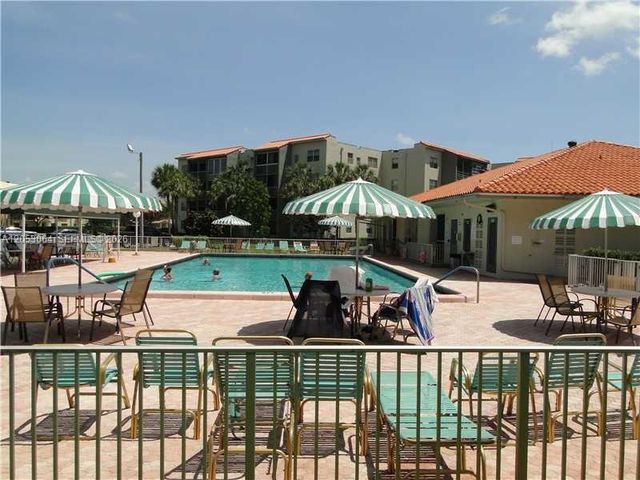 1800 SW 81st Ave 1118, North Lauderdale, FL 33068