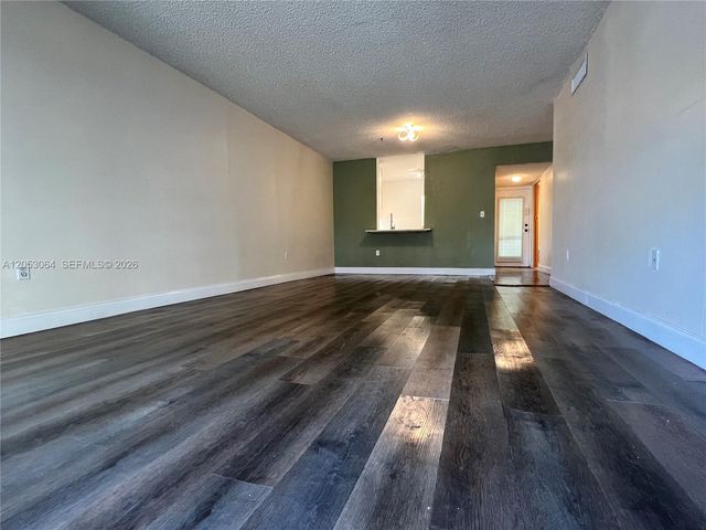 1800 SW 81st Ave 1118, North Lauderdale, FL 33068