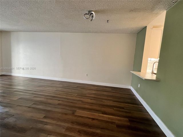 1800 SW 81st Ave 1118, North Lauderdale, FL 33068