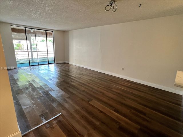 1800 SW 81st Ave 1118, North Lauderdale, FL 33068