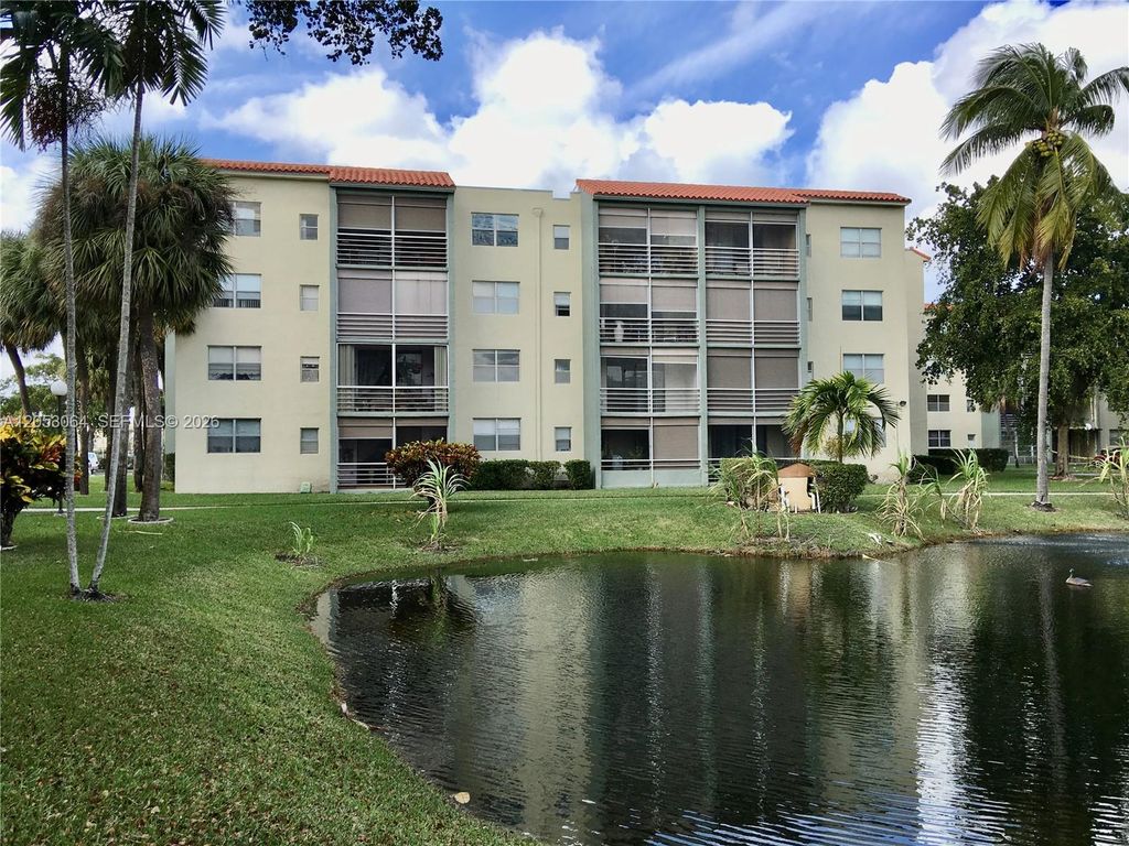 1800 SW 81st Ave 1118, North Lauderdale, FL 33068