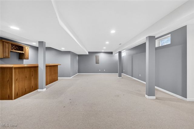 6240 Sparrowhawk Way, Oakwood Village, OH 44146