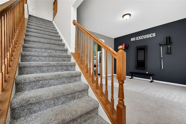 6240 Sparrowhawk Way, Oakwood Village, OH 44146