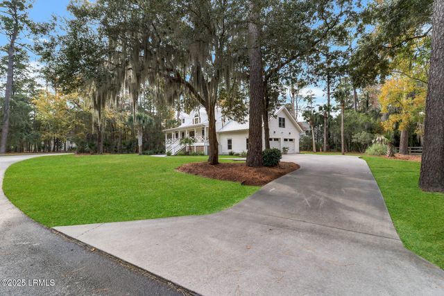 18 Belfair Point Drive, Bluffton, SC 29910