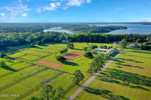 18 Belfair Point Drive, Bluffton, SC 29910