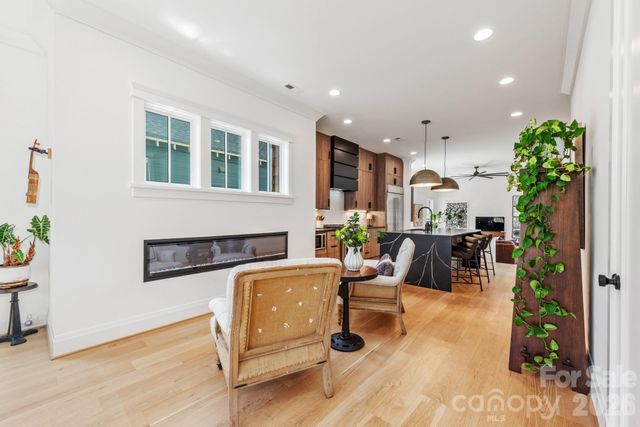 313 Solomon Street, Charlotte, NC 28216