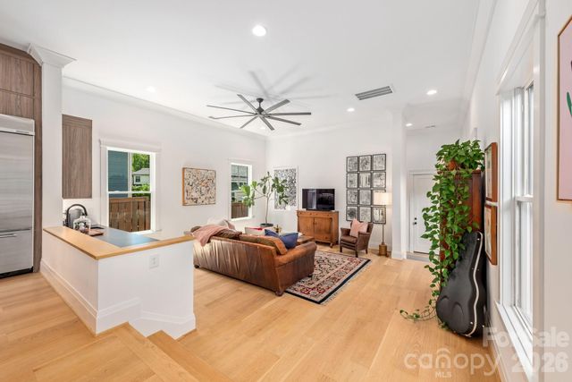 313 Solomon Street, Charlotte, NC 28216