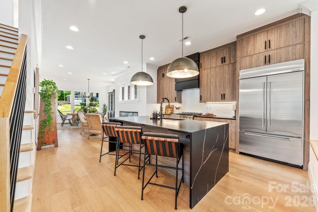 313 Solomon Street, Charlotte, NC 28216