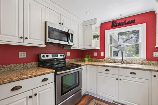 3130 S Lakeshore Drive, St. Joseph, MI 49085