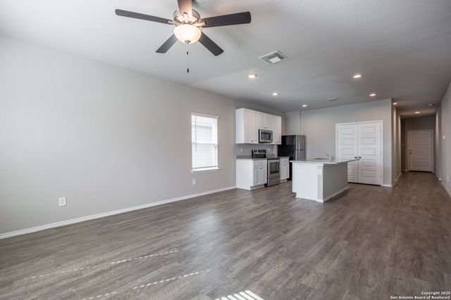 1123 Thea Cove, New Braunfels, TX 78130