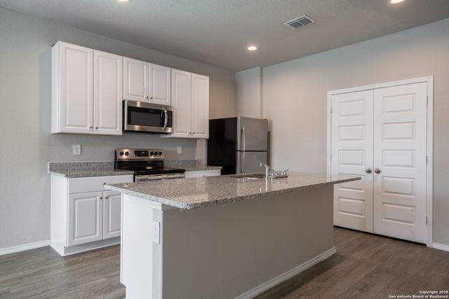 1123 Thea Cove, New Braunfels, TX 78130