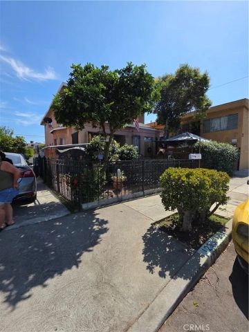 1236 W 24th, Los Angeles, CA 90007