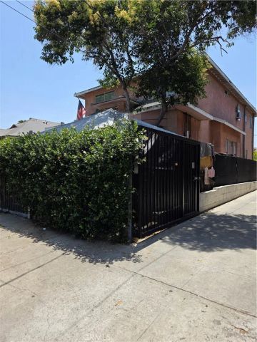 1236 W 24th, Los Angeles, CA 90007