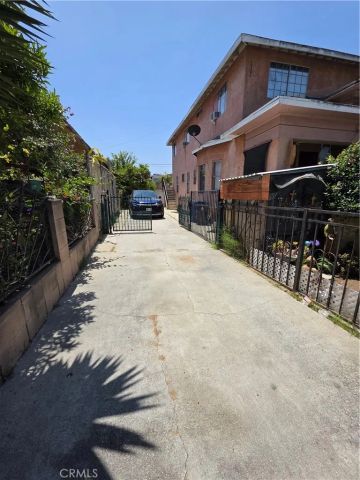 1236 W 24th, Los Angeles, CA 90007