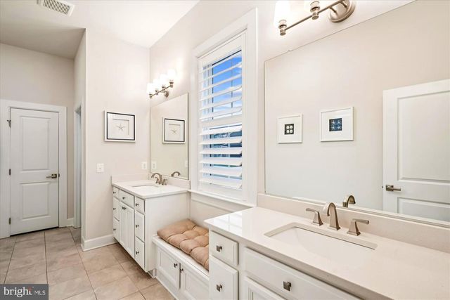 33172 PONTE VECCHIO PLZ, Ocean View, DE 19970