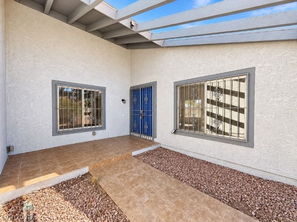 1801 Piccolo Way, Las Vegas, NV 89146 — photo 4