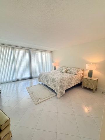 1180 S Ocean Boulevard 3e, Boca Raton, FL 33432