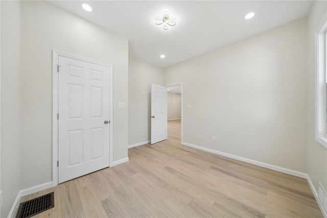 592 McMichael Rd, Robinson Twp, PA 15205