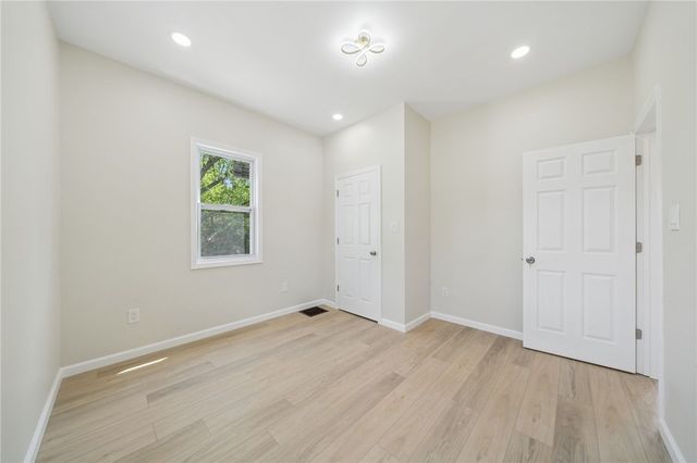 592 McMichael Rd, Robinson Twp, PA 15205
