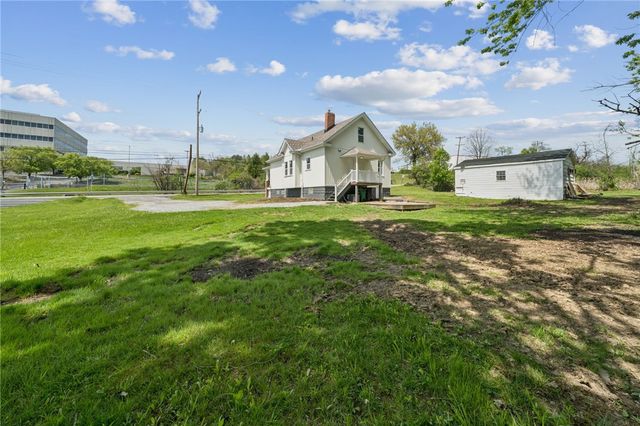 592 McMichael Rd, Robinson Twp, PA 15205