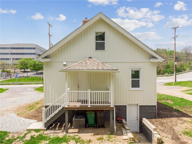 592 McMichael Rd, Robinson Twp, PA 15205