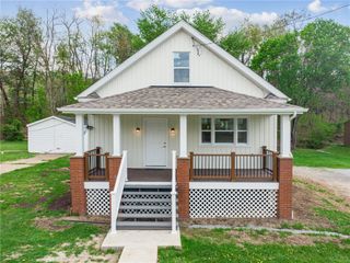 592 McMichael Rd, Robinson Twp, PA 15205