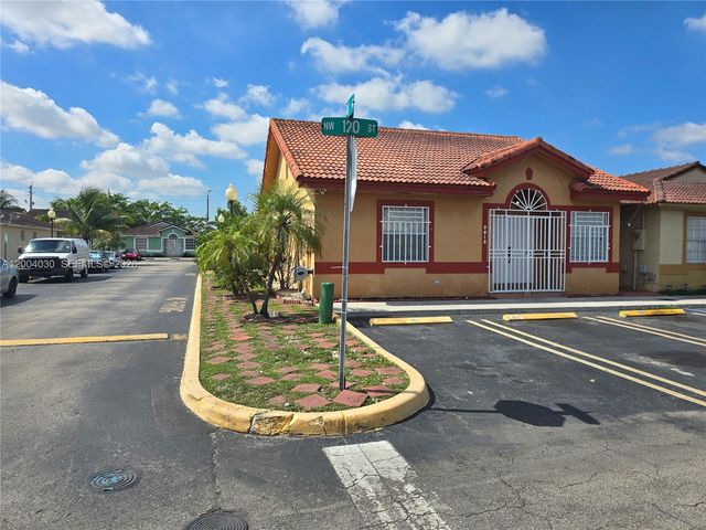 9018 NW 120th St 133, Hialeah Gardens, FL 33018